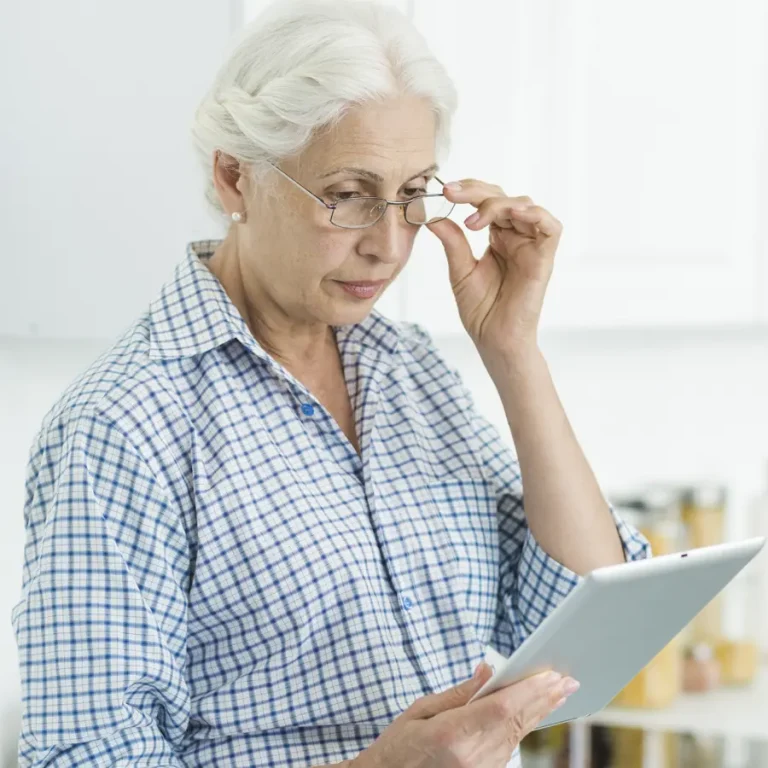 Compléments alimentaires pour la mémoire des Seniors : tablette